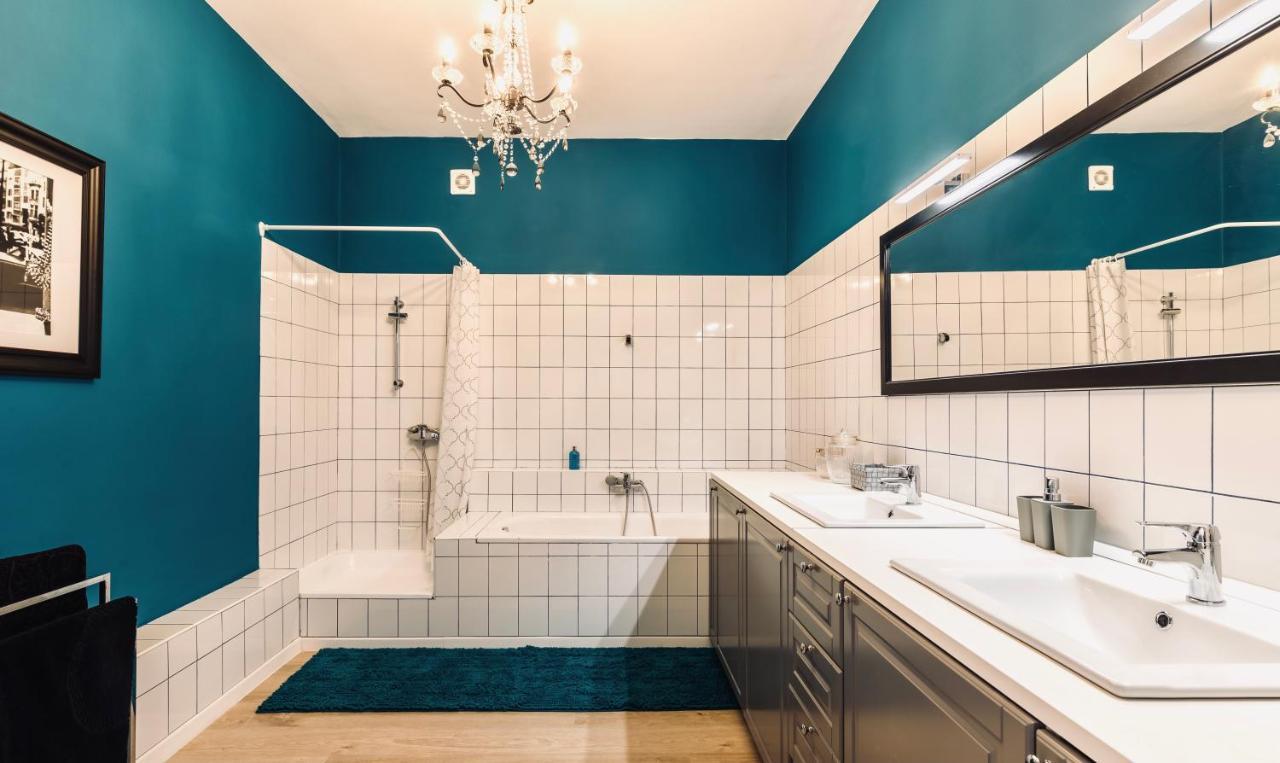 Monarchia Apartman Grand Mosonmagyarovar Ngoại thất bức ảnh
