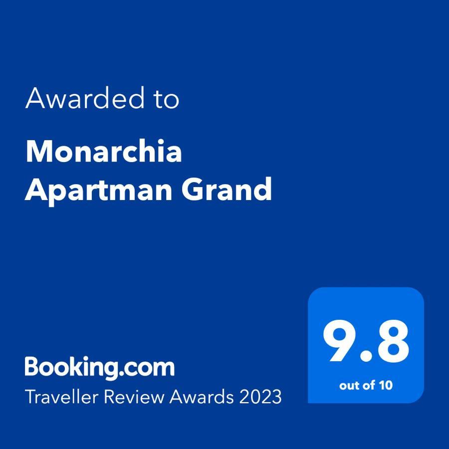 Monarchia Apartman Grand Apartment Mosonmagyarovar Ngoại thất bức ảnh